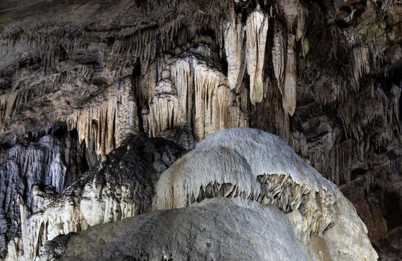 Domaine des grottes de Han